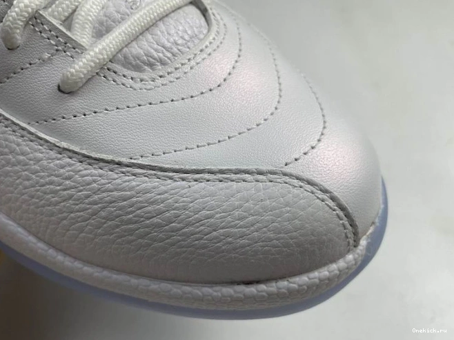 One Kick DB0733-190 (2021) 12 EASTER JORDAN LOW RETRO AIR 0709